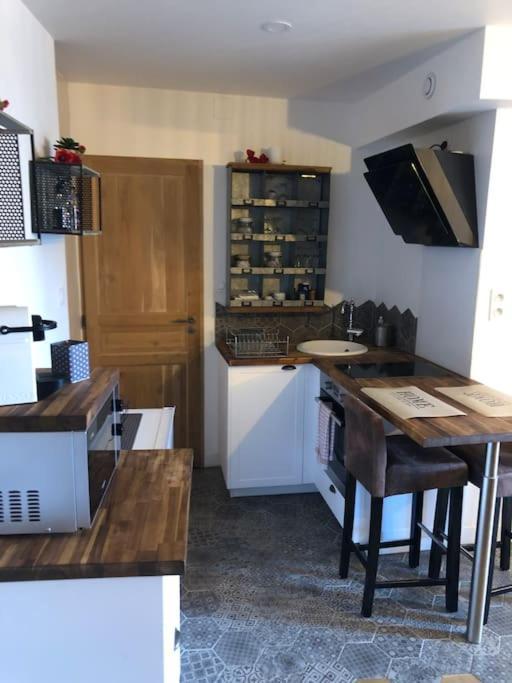 Sejour Detente Au Coeur De Macon Spa,Cine,Bouteille Offerte Exteriör bild