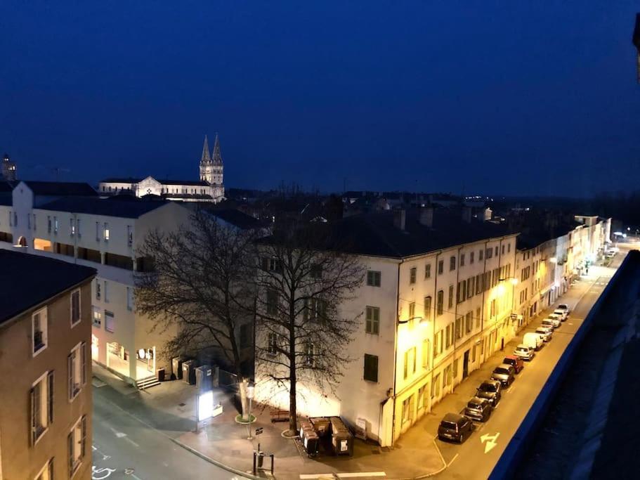 Sejour Detente Au Coeur De Macon Spa,Cine,Bouteille Offerte Exteriör bild